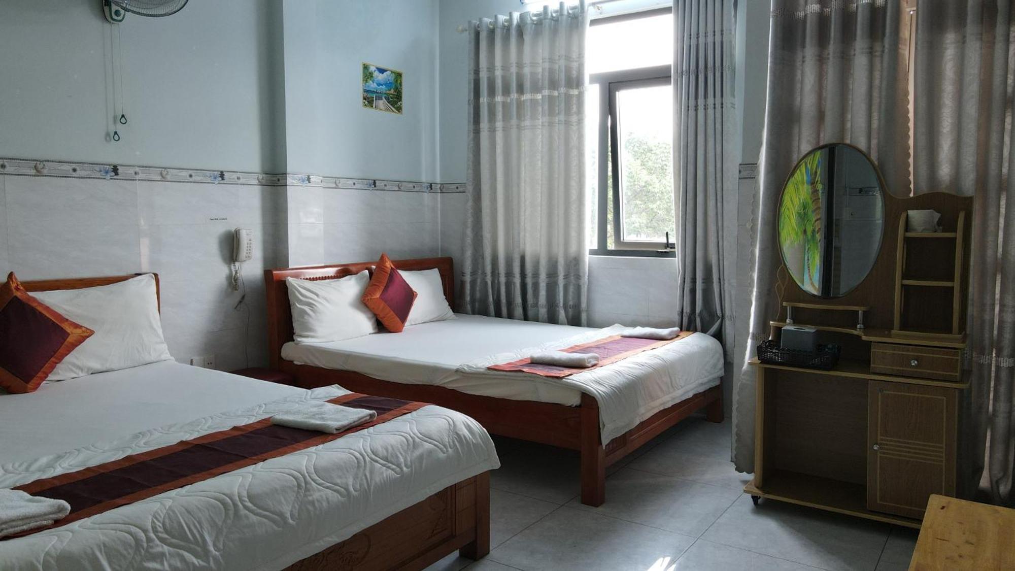 Khach San Nguyen Trung Hotel TP. Hồ Chí Minh Ngoại thất bức ảnh