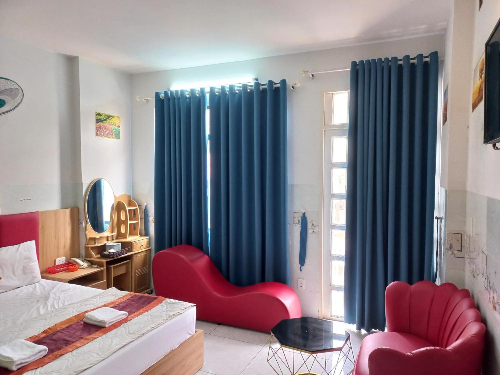 Khach San Nguyen Trung Hotel TP. Hồ Chí Minh Ngoại thất bức ảnh